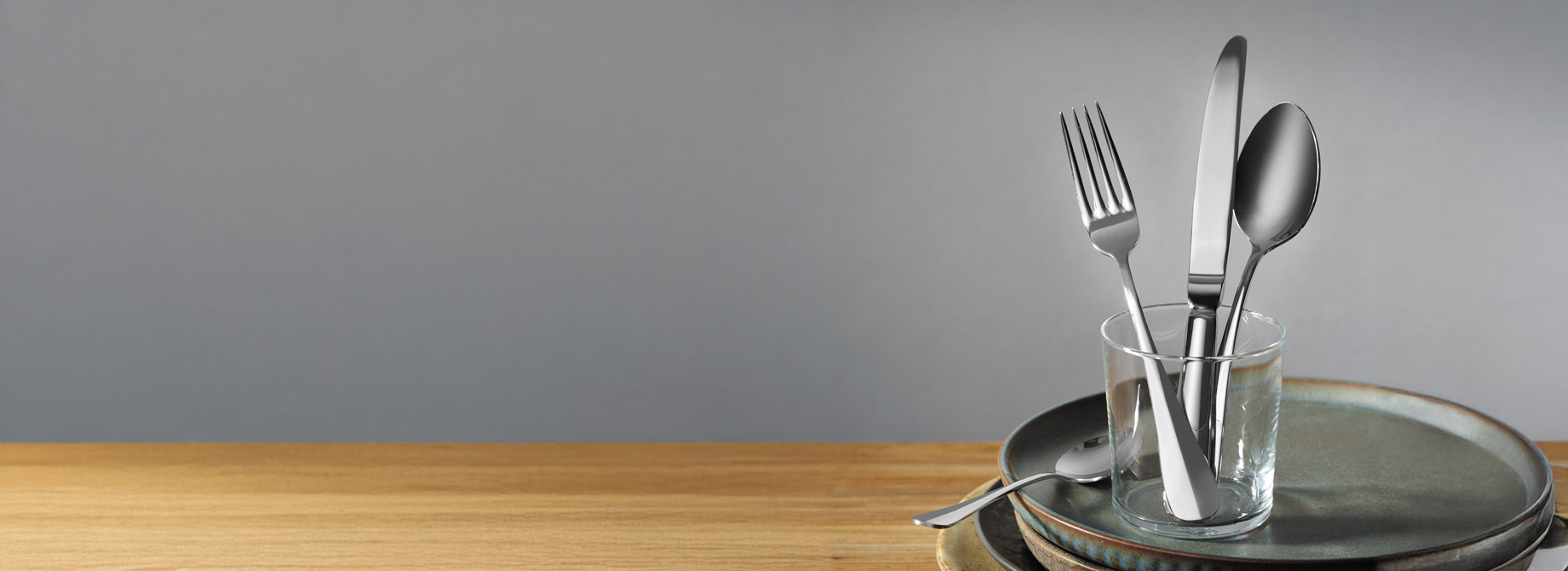 Sustainable Dining: The Durability and Eco-Friendly Design of OVE Stainless Steel